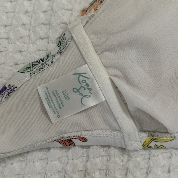 Floral Kona Sol Bikini set - Picture 7 of 10